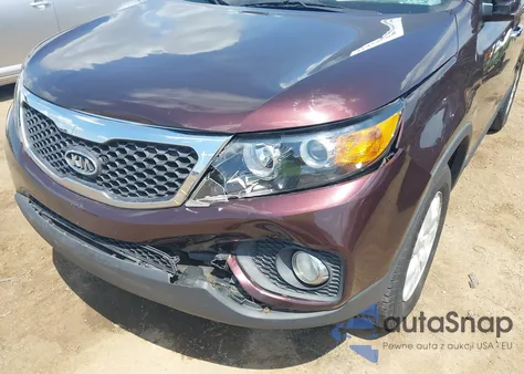 2011 Kia Sorento Lx z USA, uszkodzony, nr VIN 5XYKTCA15BG128949